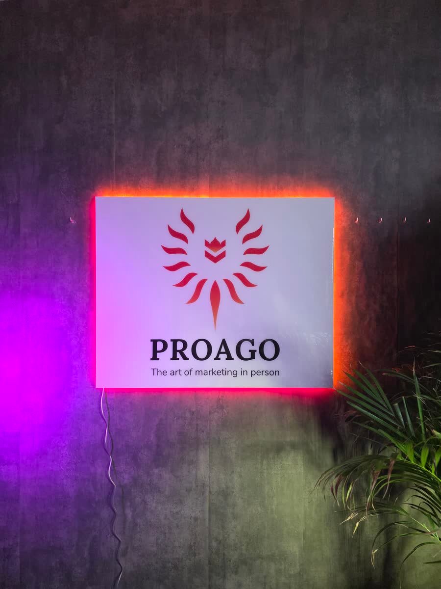 Logo de neón LED retroiluminado de Proago