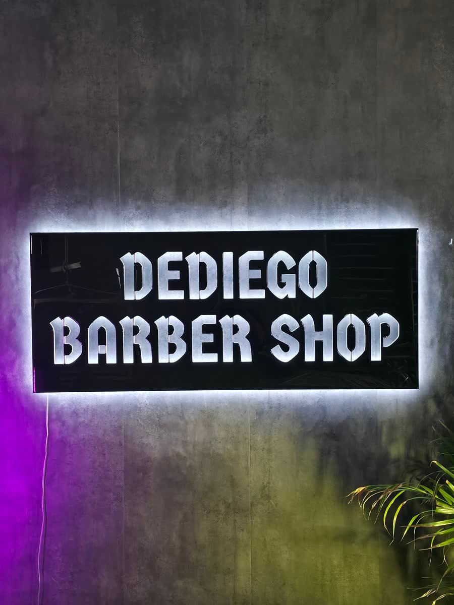 Rótulo rectangular de neón LED de De Diego Barber Shop