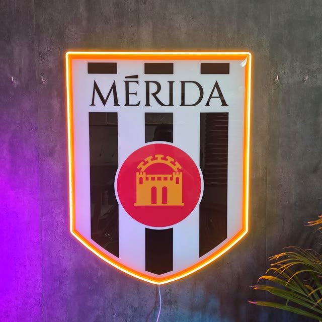 Escudo de club de fútbol histórico en resina epoxi y LED