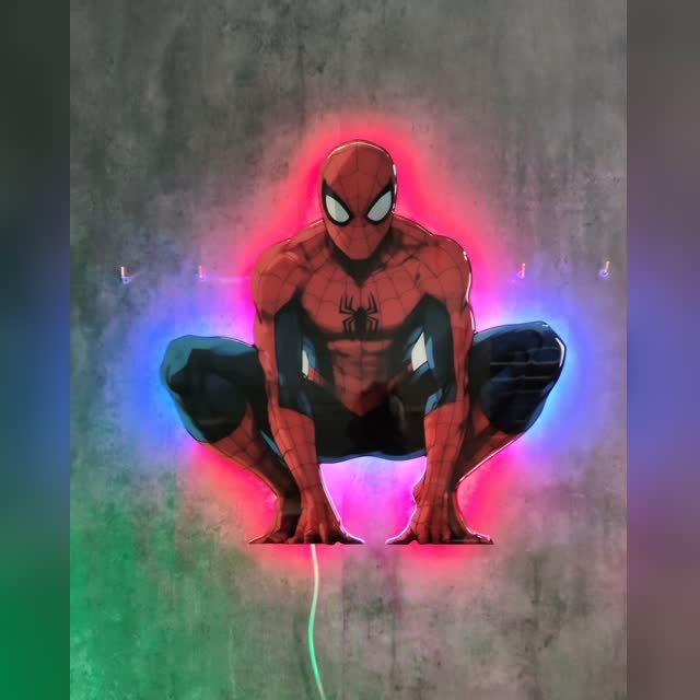Cuadro de un personaje de cine en resina epoxi y neón LED