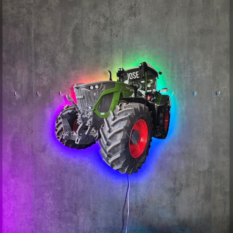 Cuadro silueta de un tractor recortado a su forma, en resina y neón LED